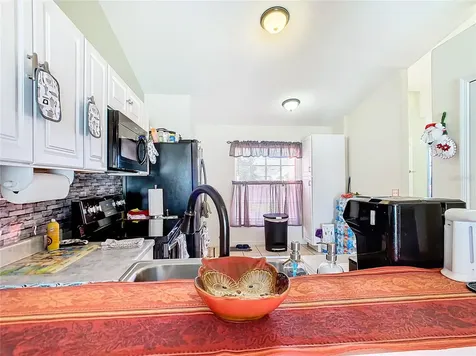 927 Nancy Court Kissimmee FL 34759