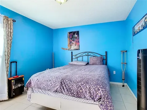 927 Nancy Court Kissimmee FL 34759