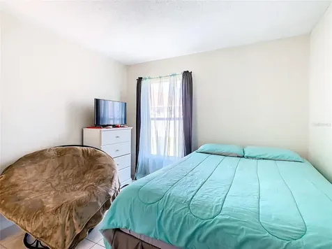 927 Nancy Court Kissimmee FL 34759