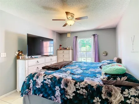 927 Nancy Court Kissimmee FL 34759