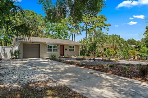 769 62nd Avenue N St Petersburg FL 33702