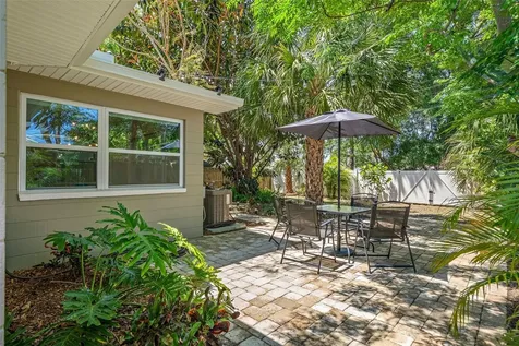769 62nd Avenue N St Petersburg FL 33702