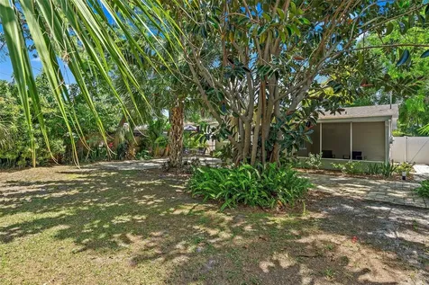 769 62nd Avenue N St Petersburg FL 33702