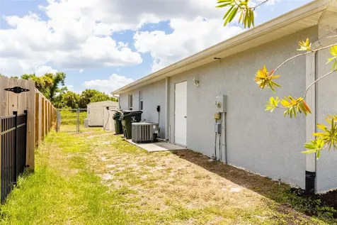 2923 Kacour Avenue North Port FL 34288