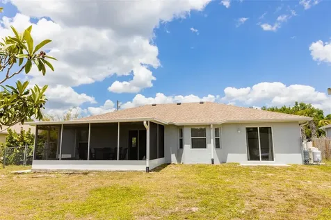 2923 Kacour Avenue North Port FL 34288