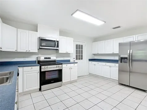 2606 NW 247th Terrace Newberry FL 32669