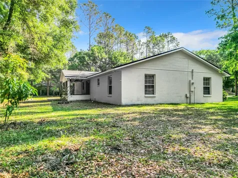 2606 NW 247th Terrace Newberry FL 32669