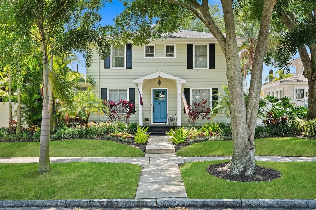 316 13th Avenue N St Petersburg FL 33701
