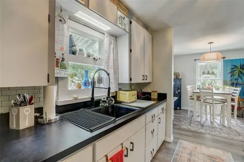 3733 56th Avenue N St Petersburg FL 33714