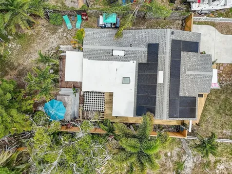 3733 56th Avenue N St Petersburg FL 33714