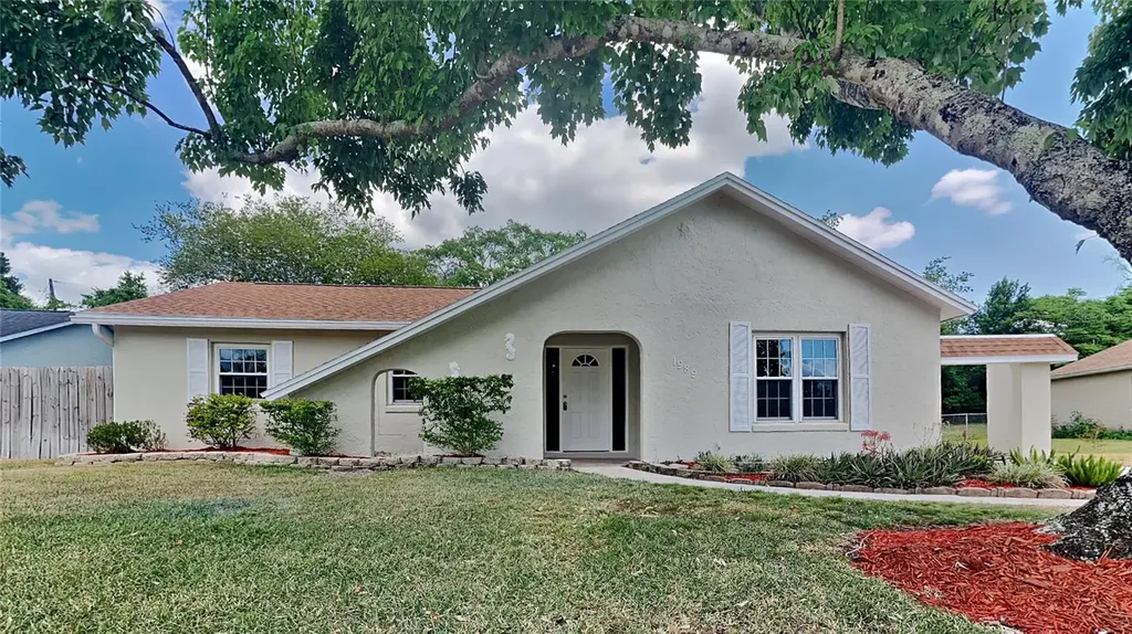 1989 Eustace Avenue Deltona FL 32725