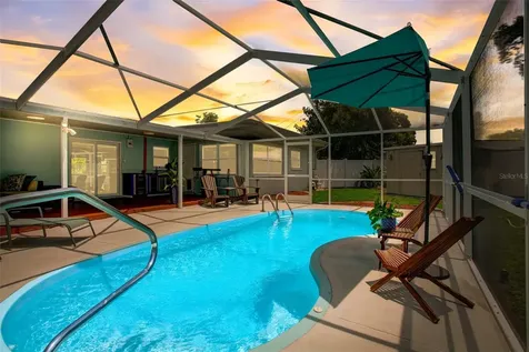10047 Nassau Court Seminole FL 33776