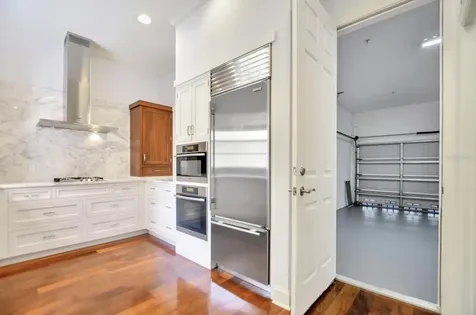 2308 Victoria Gardens Lane Tampa FL 33609