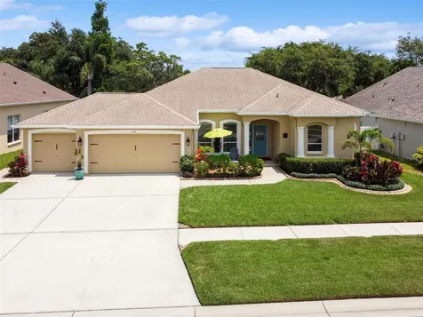 1113 Sweet Breeze Drive Valrico FL 33594