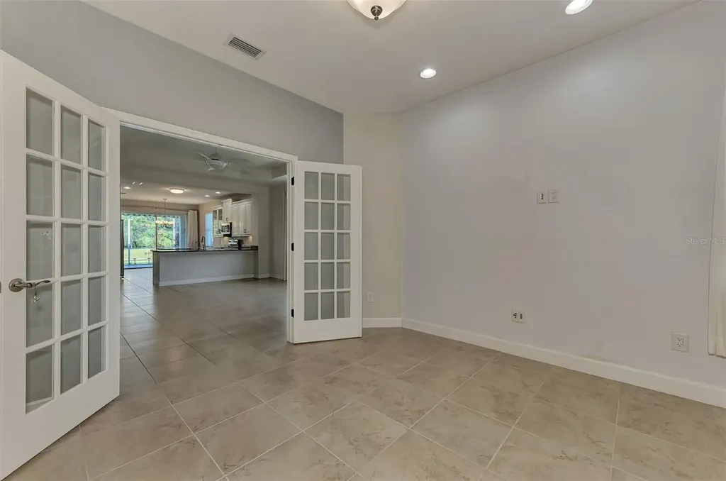 25765 Grayton Avenue Englewood FL 34223