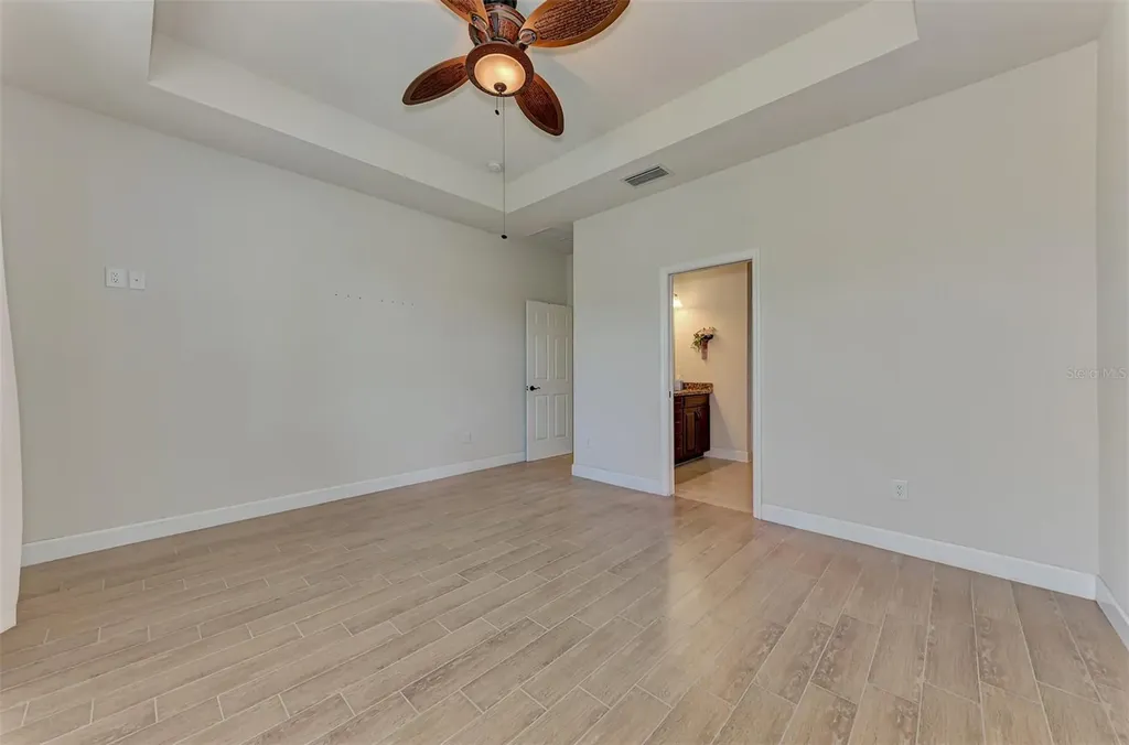 25765 Grayton Avenue Englewood FL 34223