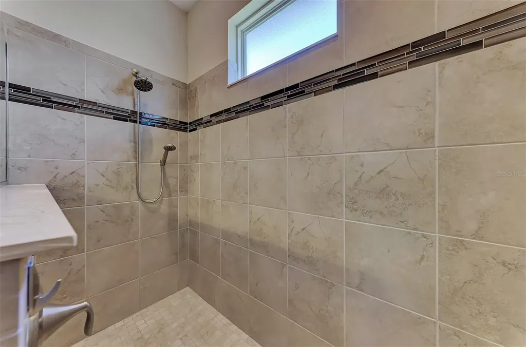 25765 Grayton Avenue Englewood FL 34223