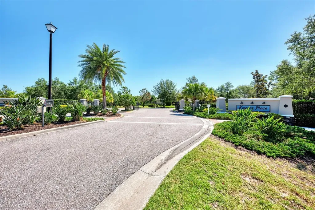 25765 Grayton Avenue Englewood FL 34223