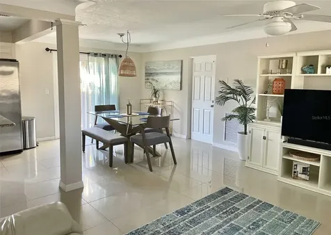 6468 17th Terrace N St Petersburg FL 33710