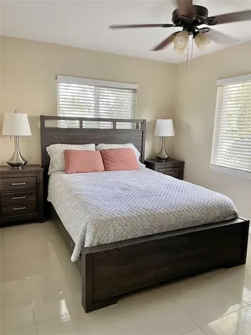 6468 17th Terrace N St Petersburg FL 33710