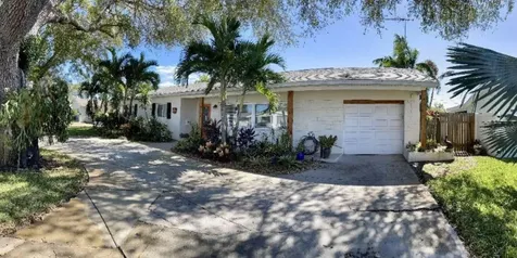 6468 17th Terrace N St Petersburg FL 33710