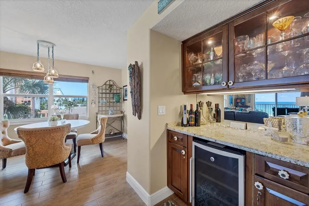 4325 Gulf Of Mexico Drive Longboat Key FL 34228