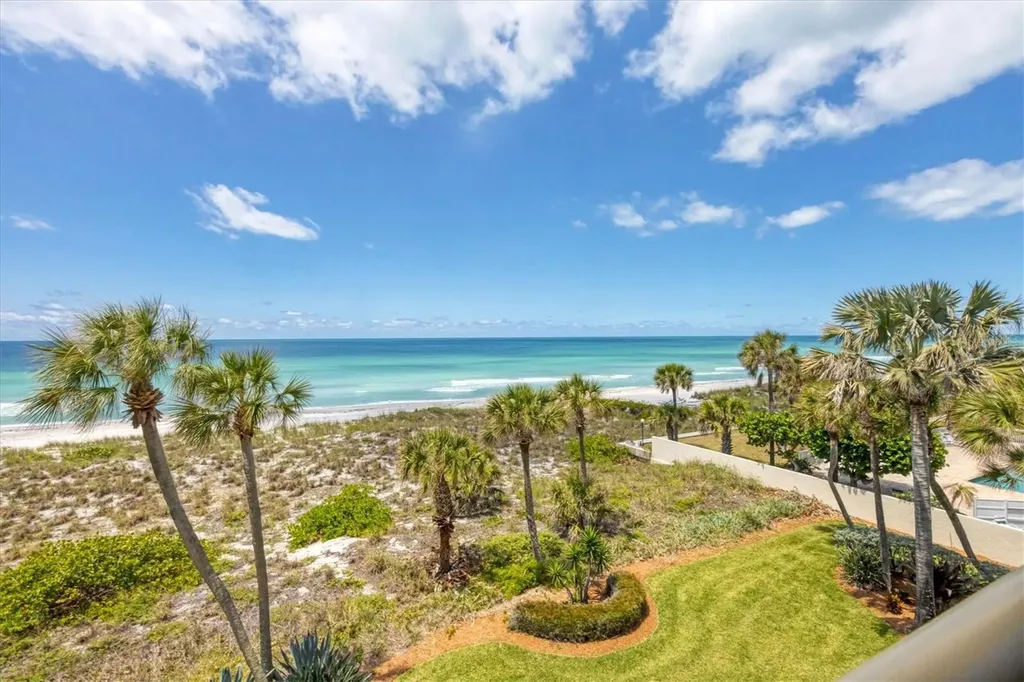 4325 Gulf Of Mexico Drive Longboat Key FL 34228