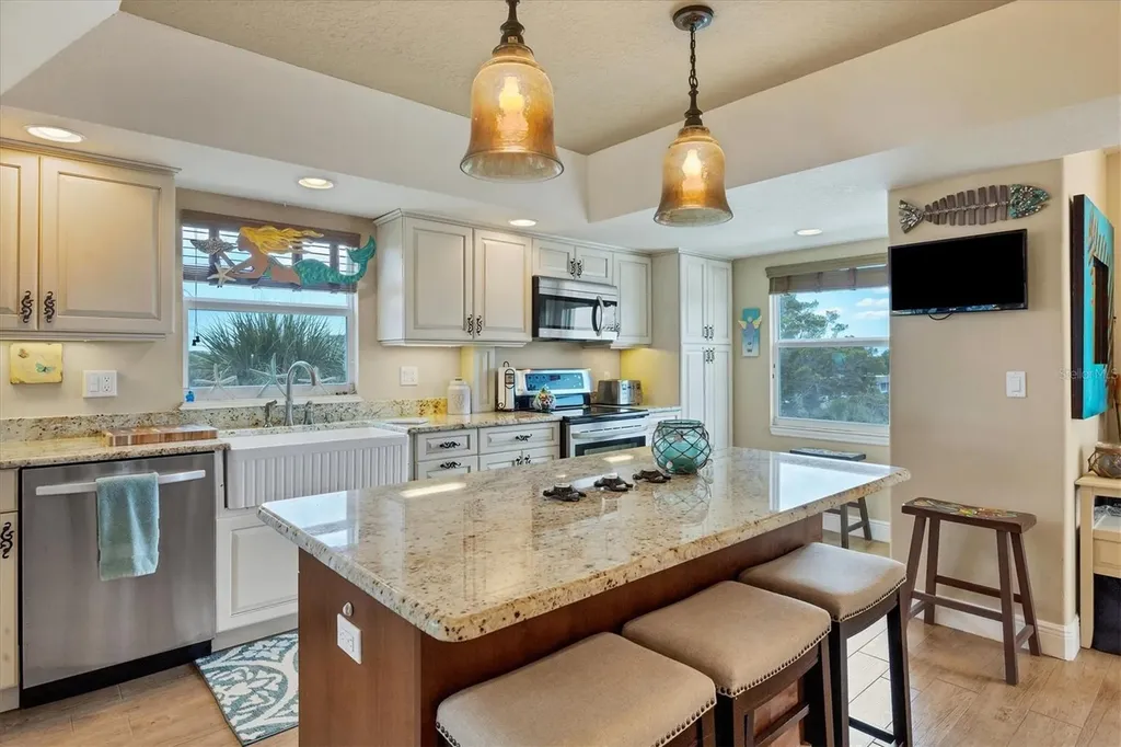 4325 Gulf Of Mexico Drive Longboat Key FL 34228