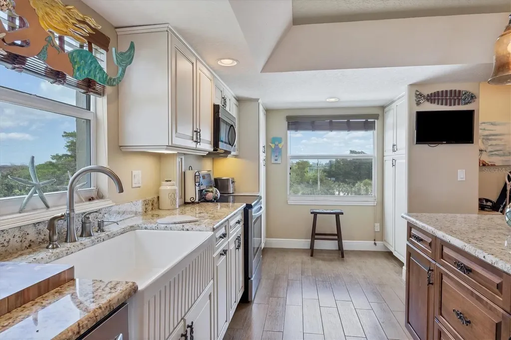 4325 Gulf Of Mexico Drive Longboat Key FL 34228