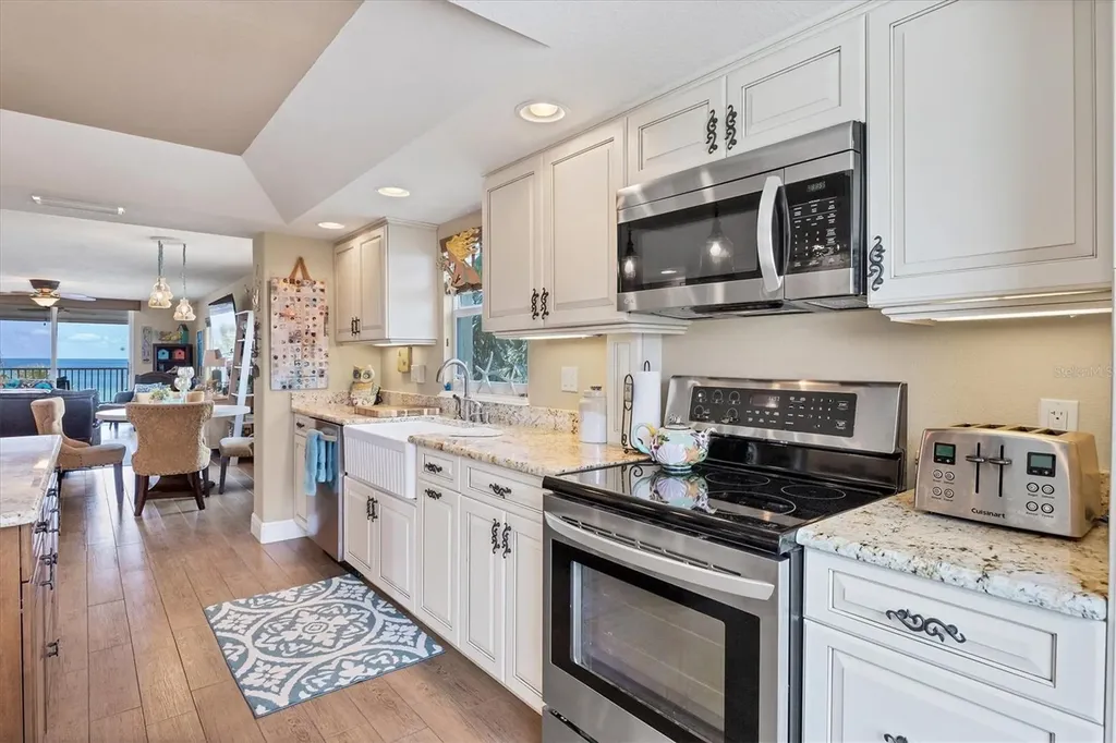 4325 Gulf Of Mexico Drive Longboat Key FL 34228