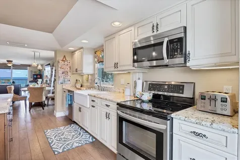 4325 Gulf Of Mexico Drive Longboat Key FL 34228