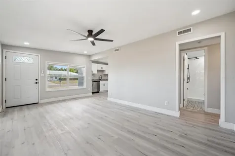 2216 N Wellesley Drive Bradenton FL 34207