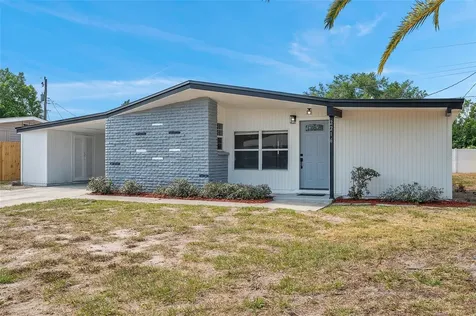 2216 N Wellesley Drive Bradenton FL 34207