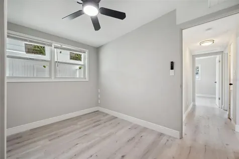 2216 N Wellesley Drive Bradenton FL 34207