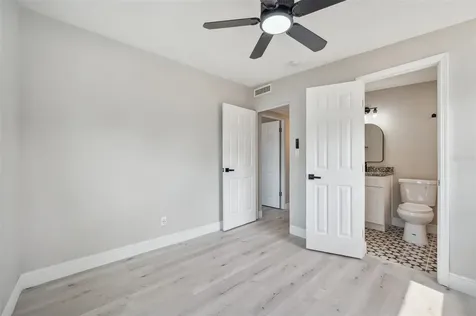 2216 N Wellesley Drive Bradenton FL 34207