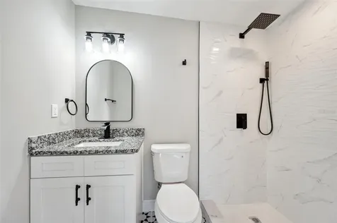 2216 N Wellesley Drive Bradenton FL 34207