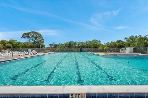 2216 N Wellesley Drive Bradenton FL 34207