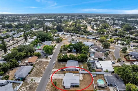 2216 N Wellesley Drive Bradenton FL 34207