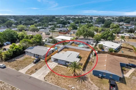 2216 N Wellesley Drive Bradenton FL 34207