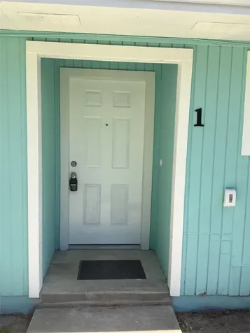 1047 Cedar Street Daytona Beach FL 32114