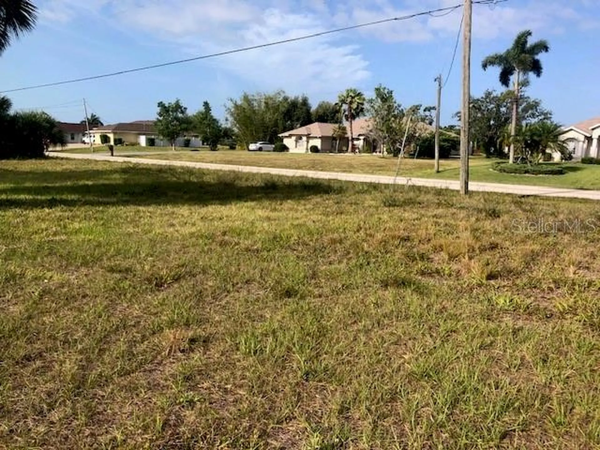 833 & 835 Boundary Boulevard Rotonda West FL 33947
