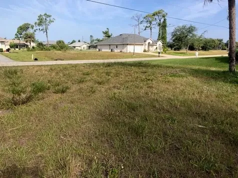 833 & 835 Boundary Boulevard Rotonda West FL 33947