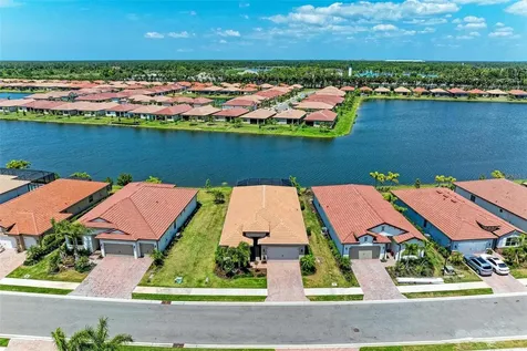 296 Villoresi Boulevard Nokomis FL 34275