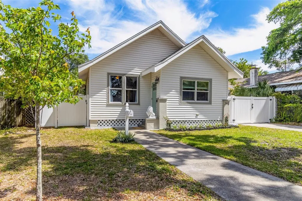293 20th Avenue S St Petersburg FL 33705