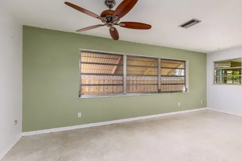 5610 Tangerine Avenue S Gulfport FL 33707