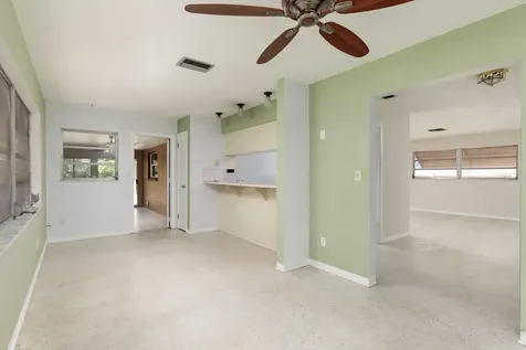 5610 Tangerine Avenue S Gulfport FL 33707
