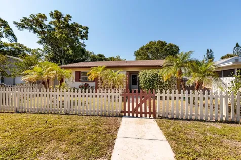 5610 Tangerine Avenue S Gulfport FL 33707