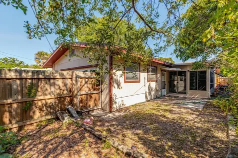 5610 Tangerine Avenue S Gulfport FL 33707
