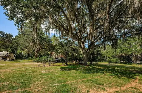 4522 Horseshoe Lake Way Plant City FL 33565