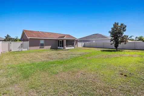 1955 Country Manor Street Bartow FL 33830